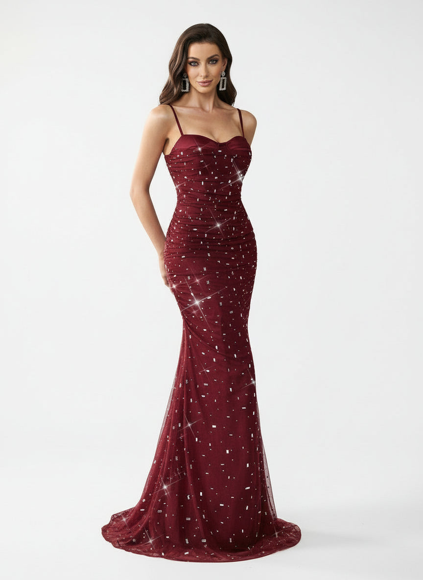 Stalluxe | Funkelndes Strass Abendkleid mit Spaghettiträgern