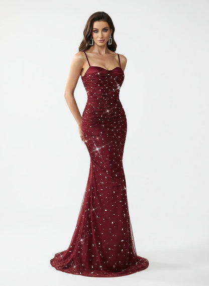 Stalluxe | Funkelndes Strass Abendkleid mit Spaghettiträgern