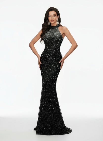 Stalluxe | Trendiges Abendkleid mit Strass, Stehkragen und Langarm