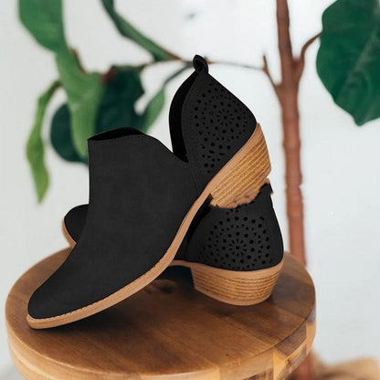 Damen modische Stiefeletten mit gekreuztem Design und perforierter Hinterkappe Stalluxe