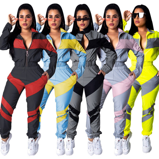 Damen Sportlicher Jumpsuit mit stylischen Farbblockelementen und hohem Kragen Stalluxe