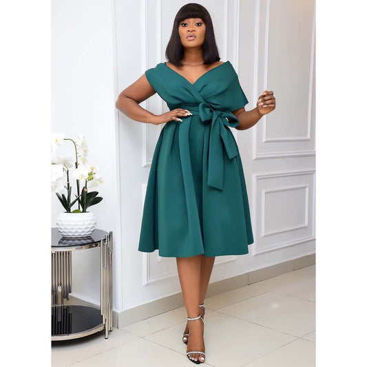 Damen Wickelkleid mit schickem Gürtel und eleganter Linienführung Stalluxe