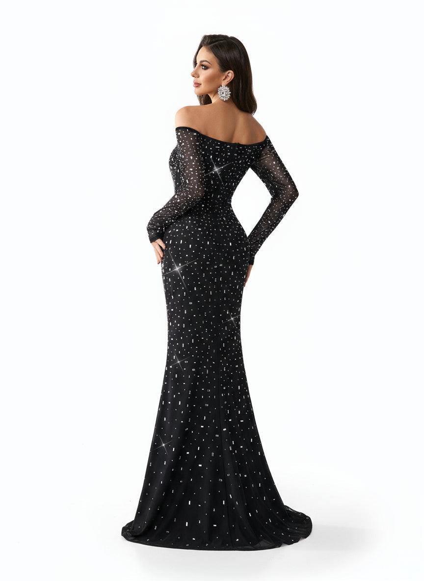 Stalluxe | Elegantes Schwarzes Abendkleid mit Cold-Shoulder-Design und Strass, Bodenlang