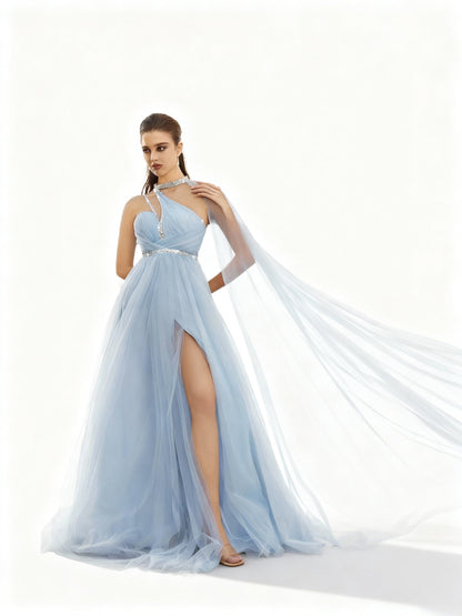 Stalluxe | Hellblaues Abendkleid mit Halterneck und Schlitz XL