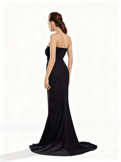 Stalluxe | Trägerloses Paillettenkleid mit Schlitz