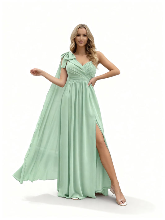 Stalluxe | Romantisches rosa Brautjungfernkleid mit Schleife, einer Schulter und hohem Schlitz Hellgrün