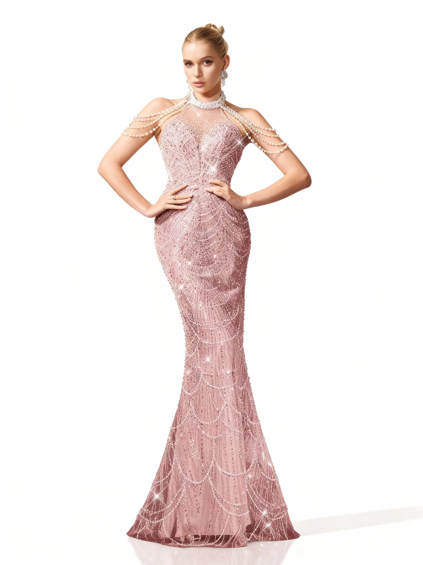 Stalluxe | Langes Kleid mit Neckholder und Meerjungfrauen-Saum Rosa