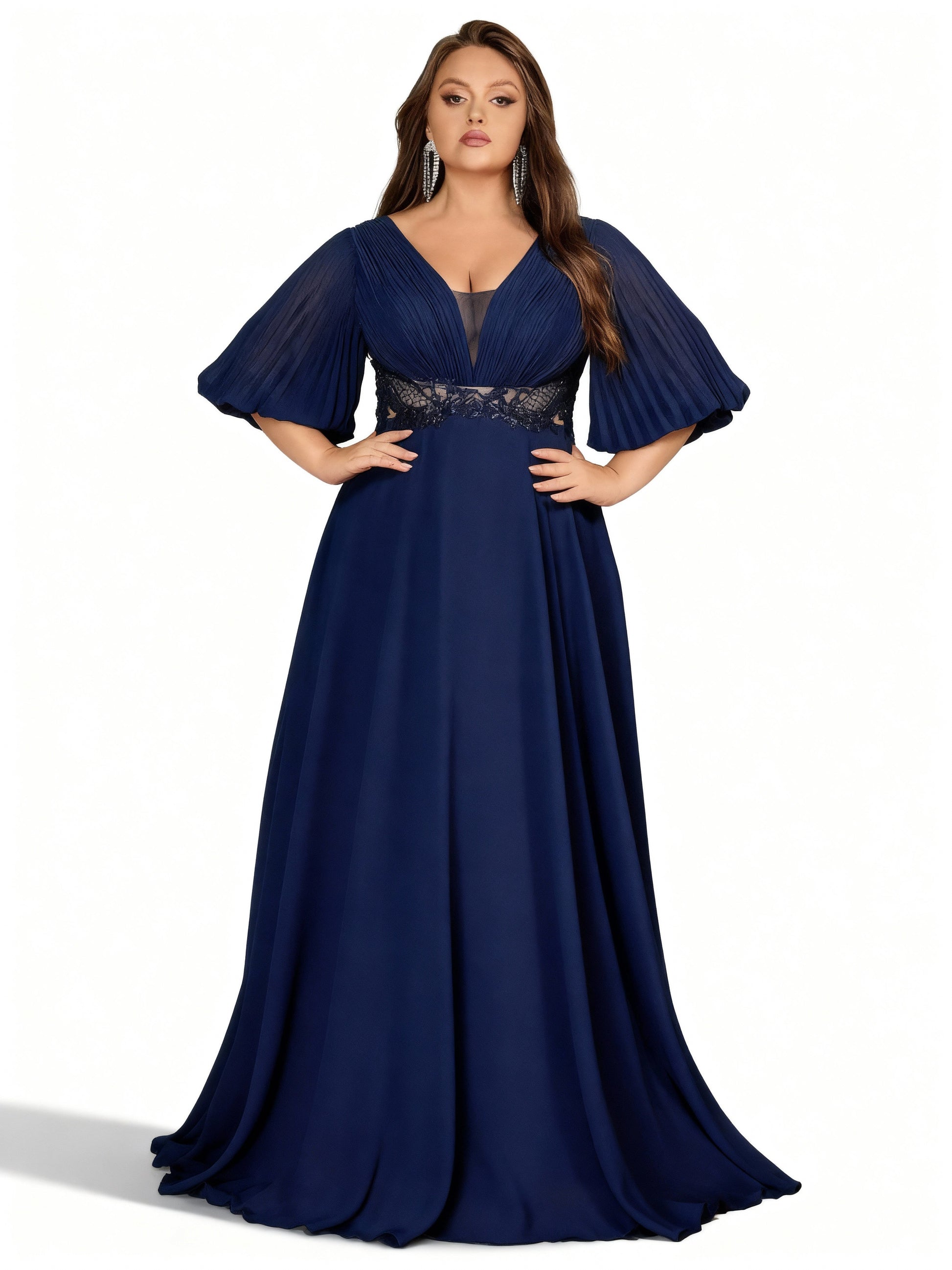 Stalluxe | Chiffon-Abendkleid in Marineblau mit Laternenärmeln und V-Ausschnitt in Übergröße 5xl