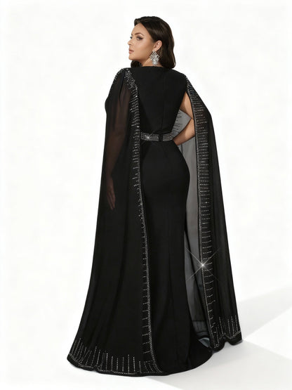 Stalluxe | Schwarzes Strass-Abendkleid mit Umhangärmeln und weitem Saum