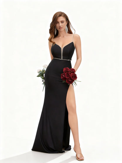 Stalluxe | Glamouröses Schwarzes Kleid mit Trägerdesign und Hohem Beinschlitz XL