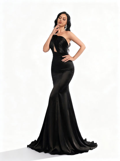 Stalluxe | Edles Schwarzes Satin-Abendkleid mit Asymmetrischem Ausschnitt