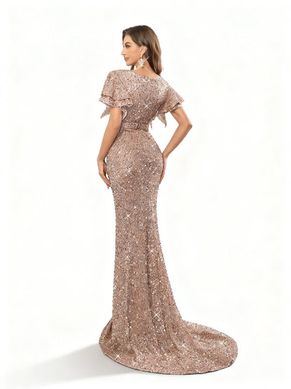 Stalluxe | Champagnerfarbenes Paillettenkleid mit Rüschen