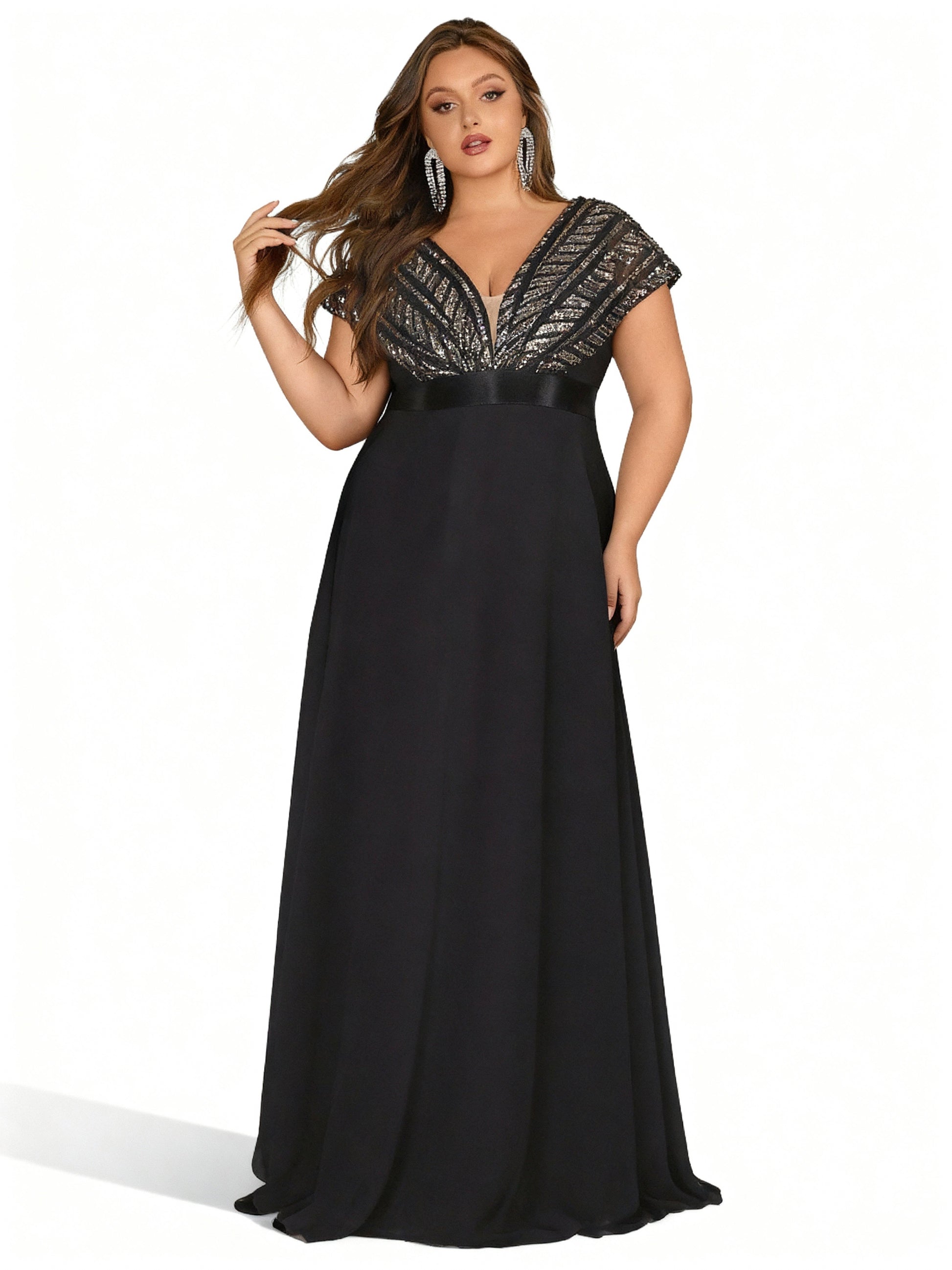 Stalluxe | Abendkleid mit kurzen Ärmeln, V-Ausschnitt und Paillettenbesatz