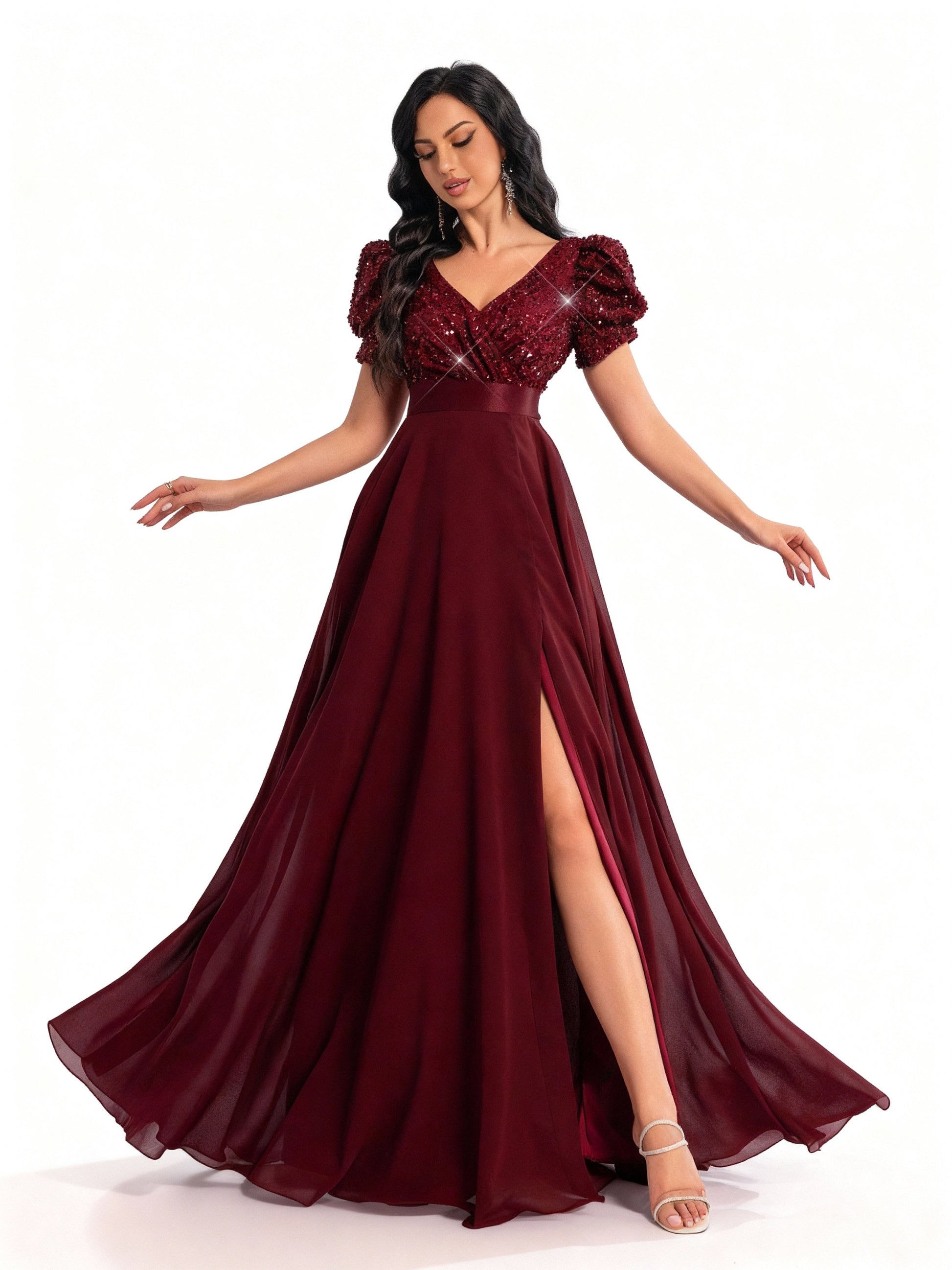 Stalluxe | Paillettenkleid mit V-Ausschnitt und Schlitzärmeln