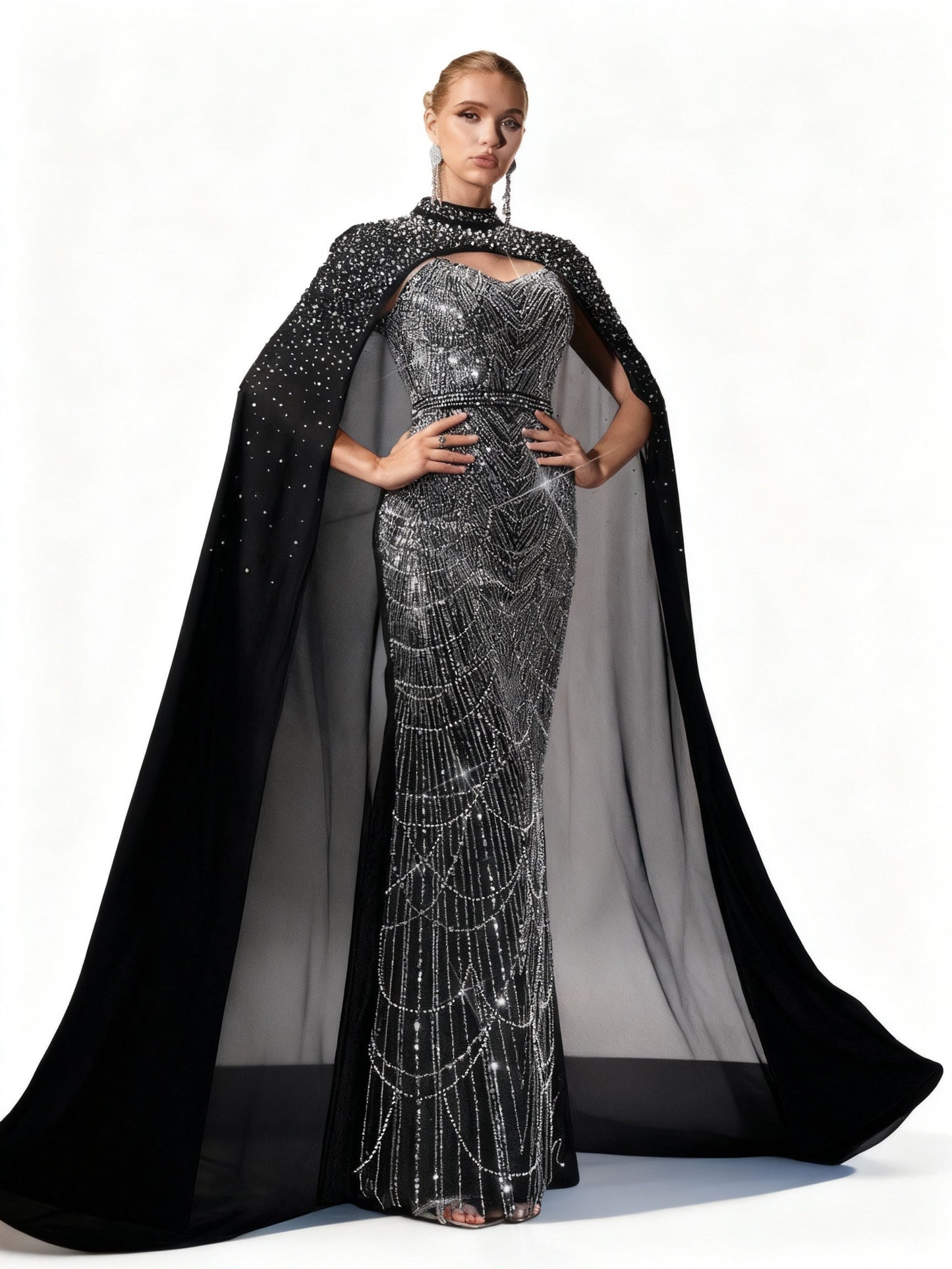 Stalluxe | Anmutiges Blaues Abendkleid mit Applikationen, Rüschenärmeln und Schlitz M