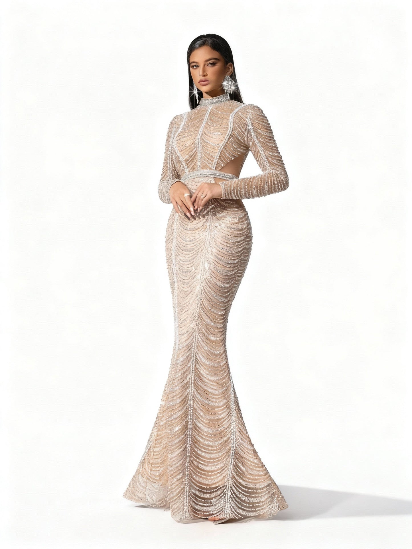 Stalluxe | Champagnerfarbenes Abendkleid mit Perlen und Pailletten, Langarm XL