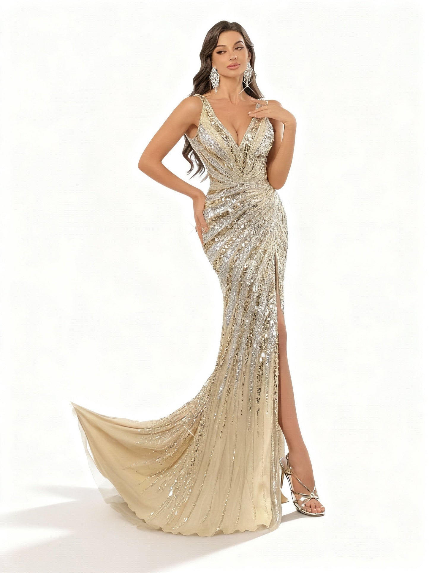 Stalluxe | Paillettenkleid mit Tiefem V-Ausschnitt und Schlitz