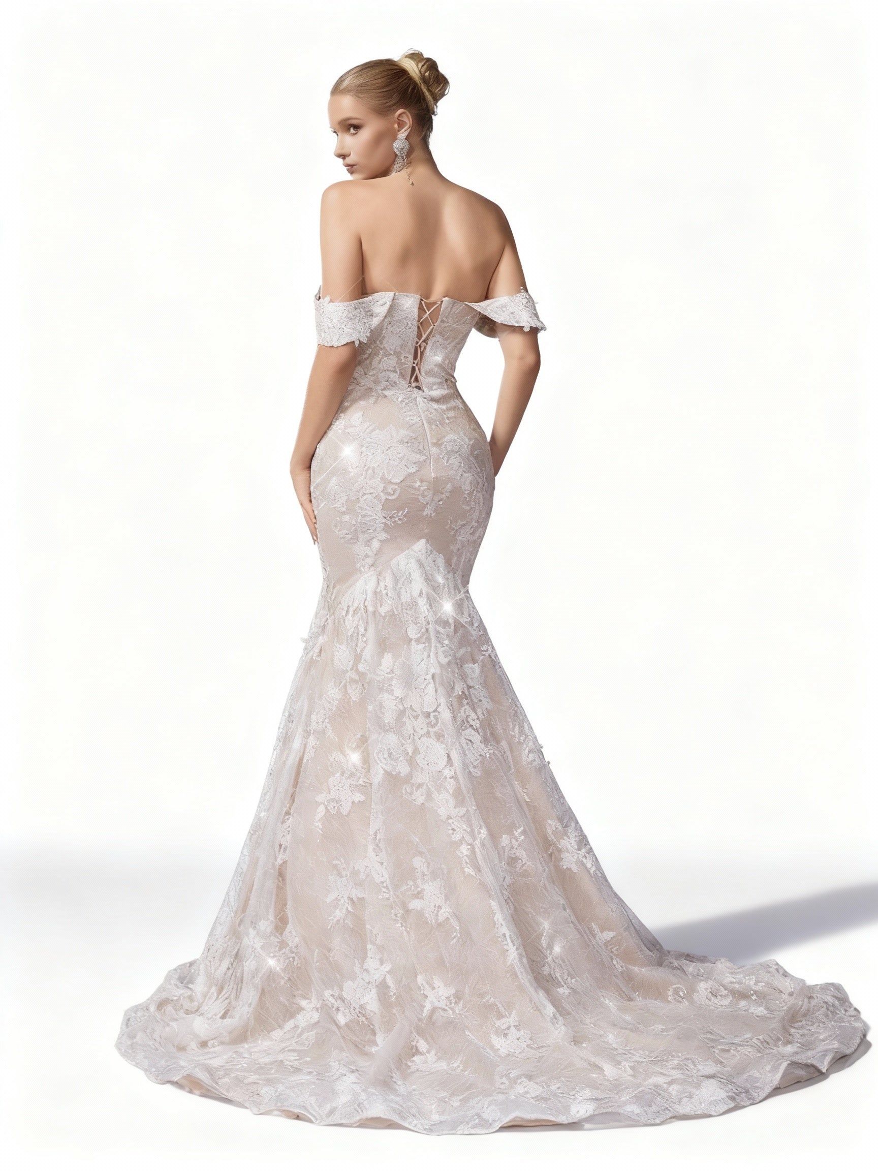 Stalluxe | Ein-Schulter Spitze Hochzeitskleid mit Falten und Blumenstickerei