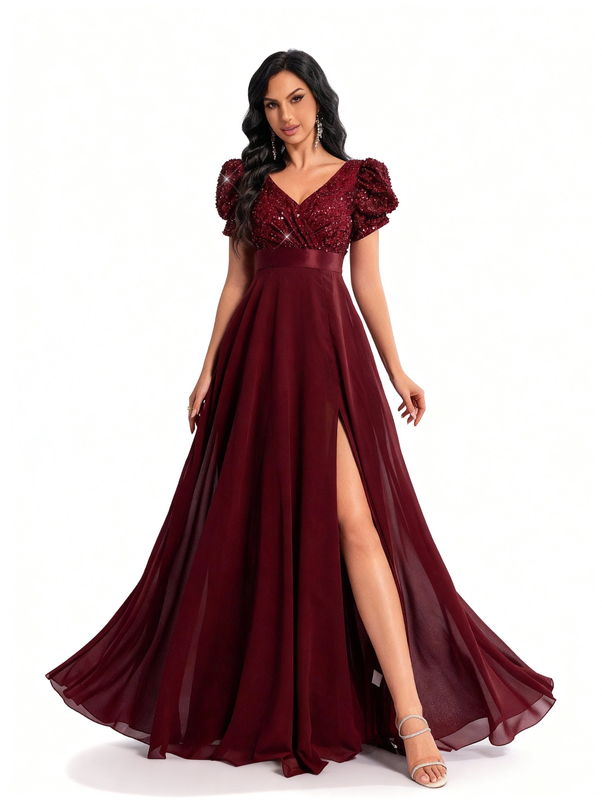 Stalluxe | Paillettenkleid mit V-Ausschnitt und Schlitzärmeln