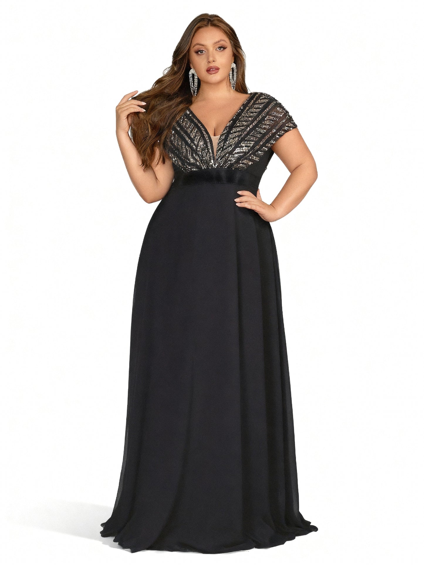 Stalluxe | Abendkleid mit kurzen Ärmeln, V-Ausschnitt und Paillettenbesatz