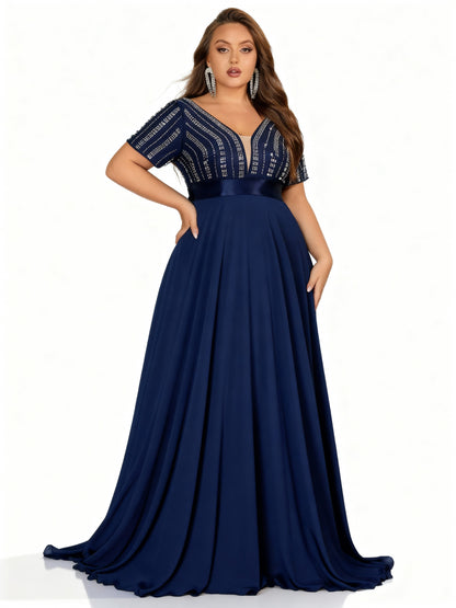 Stalluxe | Langkleid in Großen Größen mit Strass und Perlen 5xl