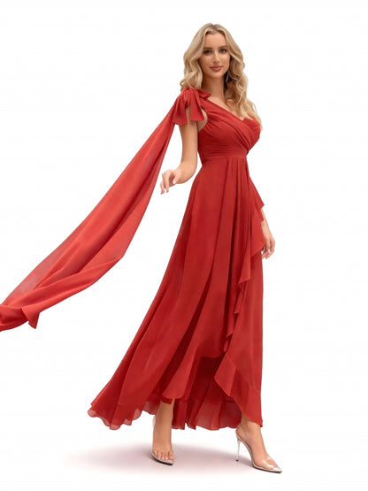 Stalluxe | Brautjungfernkleid mit Einer Schulter und Faltenwurf