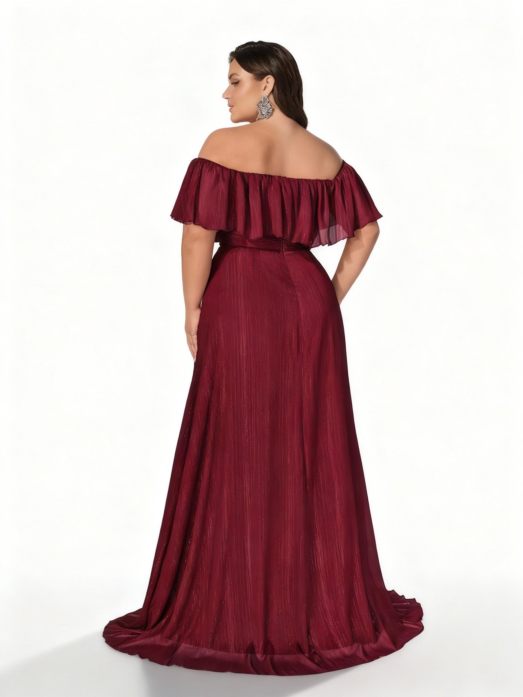 Stalluxe | Burgunderfarbenes Schulterfreies Abendkleid mit weitem Saum in Übergröße