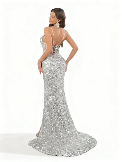 Stalluxe | Pailletten-Sling-Kleid mit geschlitztem Saum