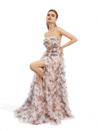 Stalluxe | Sommerliches Abendkleid mit Blumenmuster, offenem Rücken und hohem Beinschlitz