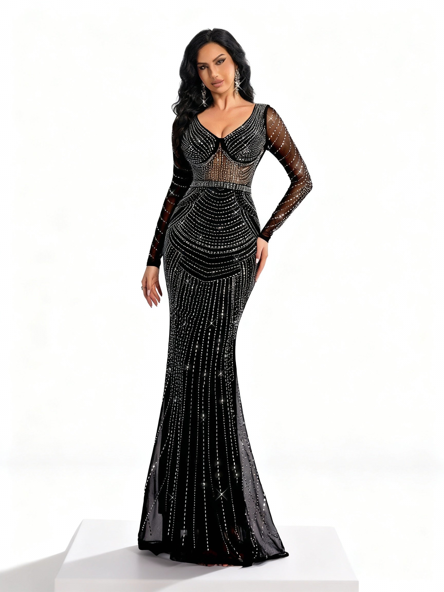 Stalluxe | Mesh-Strasskleid mit V-Ausschnitt und Schmaler Passform XL