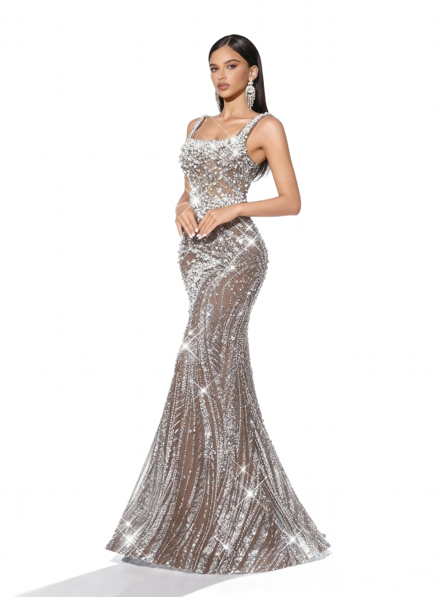 Stalluxe | Glänzendes Abendkleid mit Pailletten und Perlen, rückenfrei und ärmellos im Meerjungfrauenschnitt Kaffeebraun