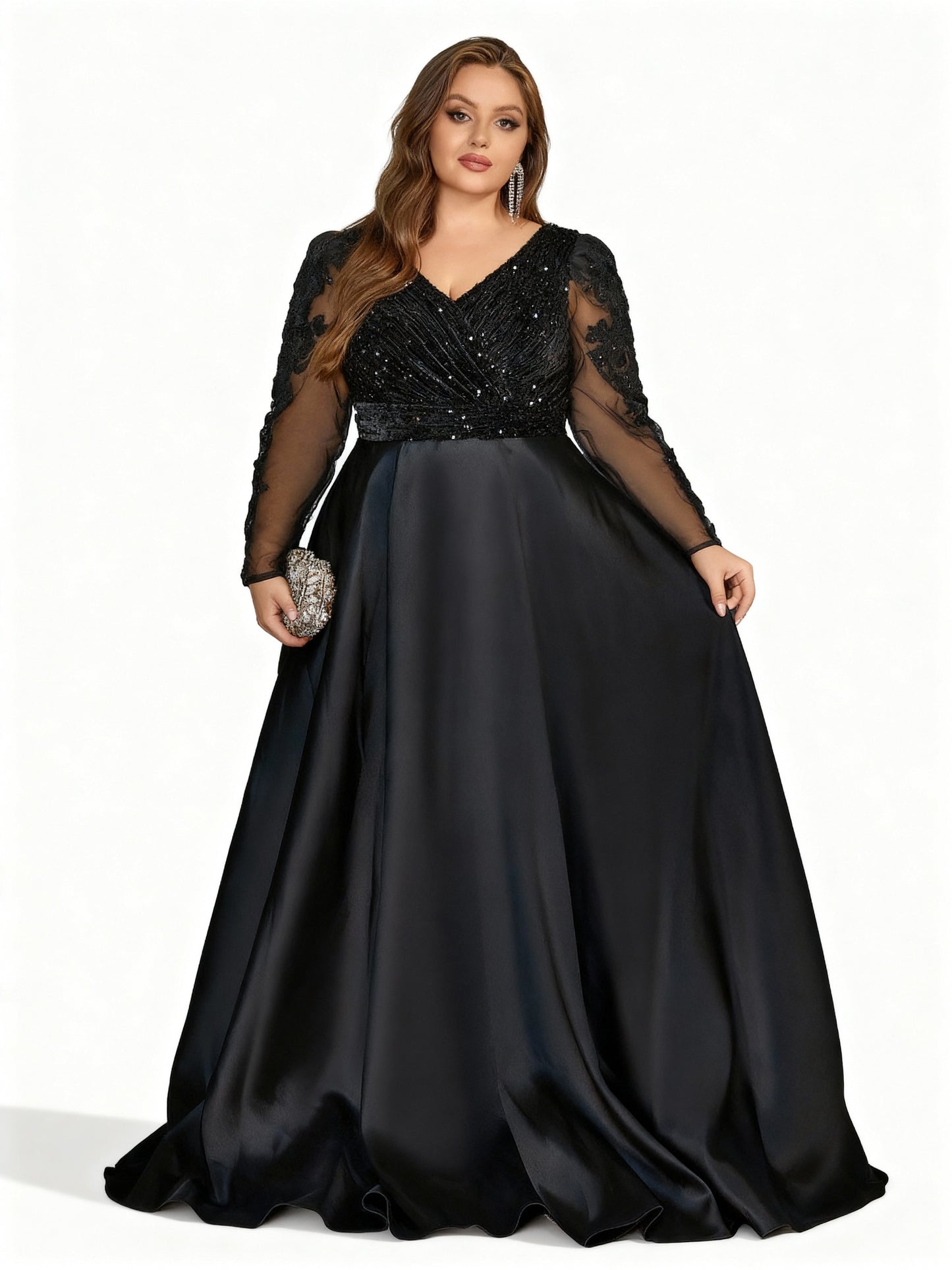 Stalluxe | Festliches Abendkleid mit Stickerei und Perlen in Übergröße