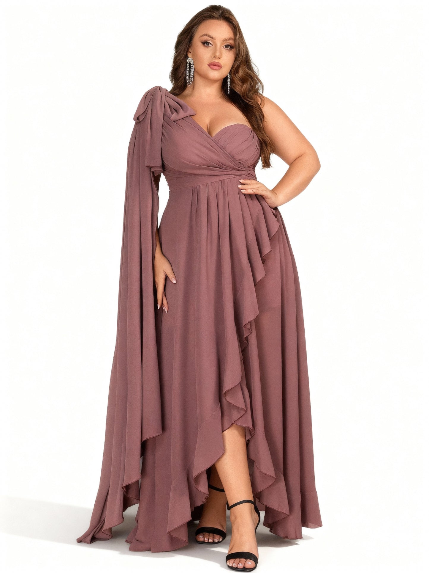 Stalluxe | Chiffonkleid in Großen Größen mit Asymmetrischem Ausschnitt