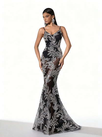 Stalluxe | Schwarzes Netzkleid mit Blumenmuster und Halterneck