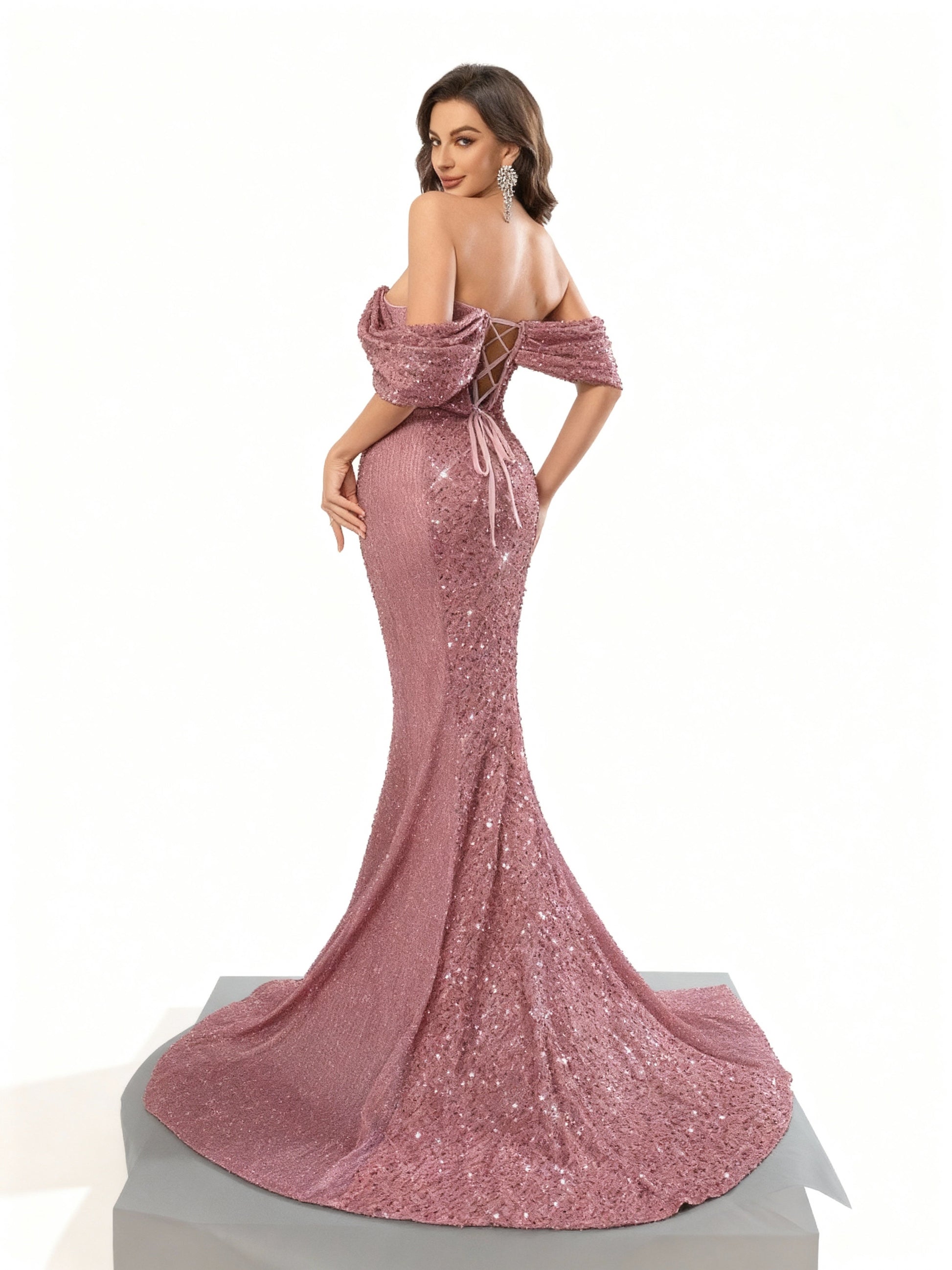 Stalluxe | Rosa Paillettenkleid mit Einem Träger und Fischschwanz