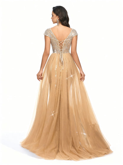 Stalluxe | Champagnerfarbenes Paillettenkleid mit Rundhalsausschnitt