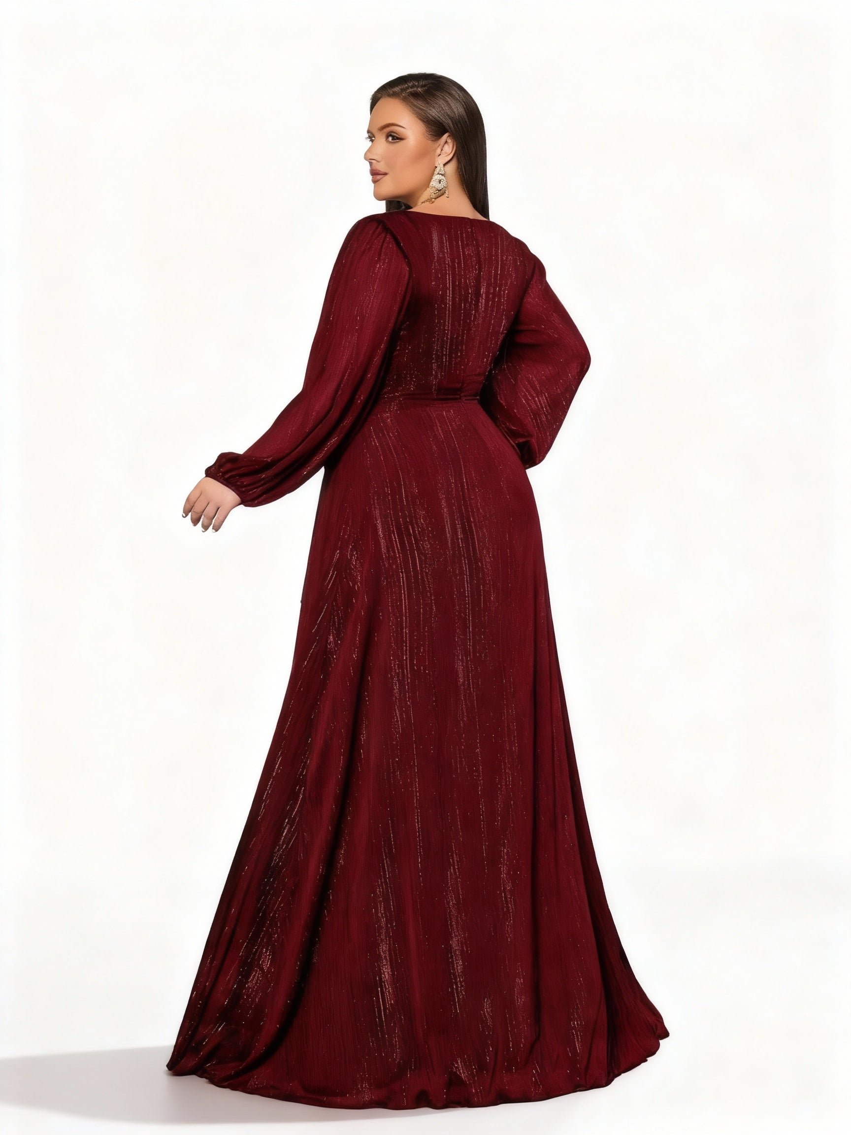 Stalluxe | Elegantes Abendkleid in Übergröße mit langen Ärmeln