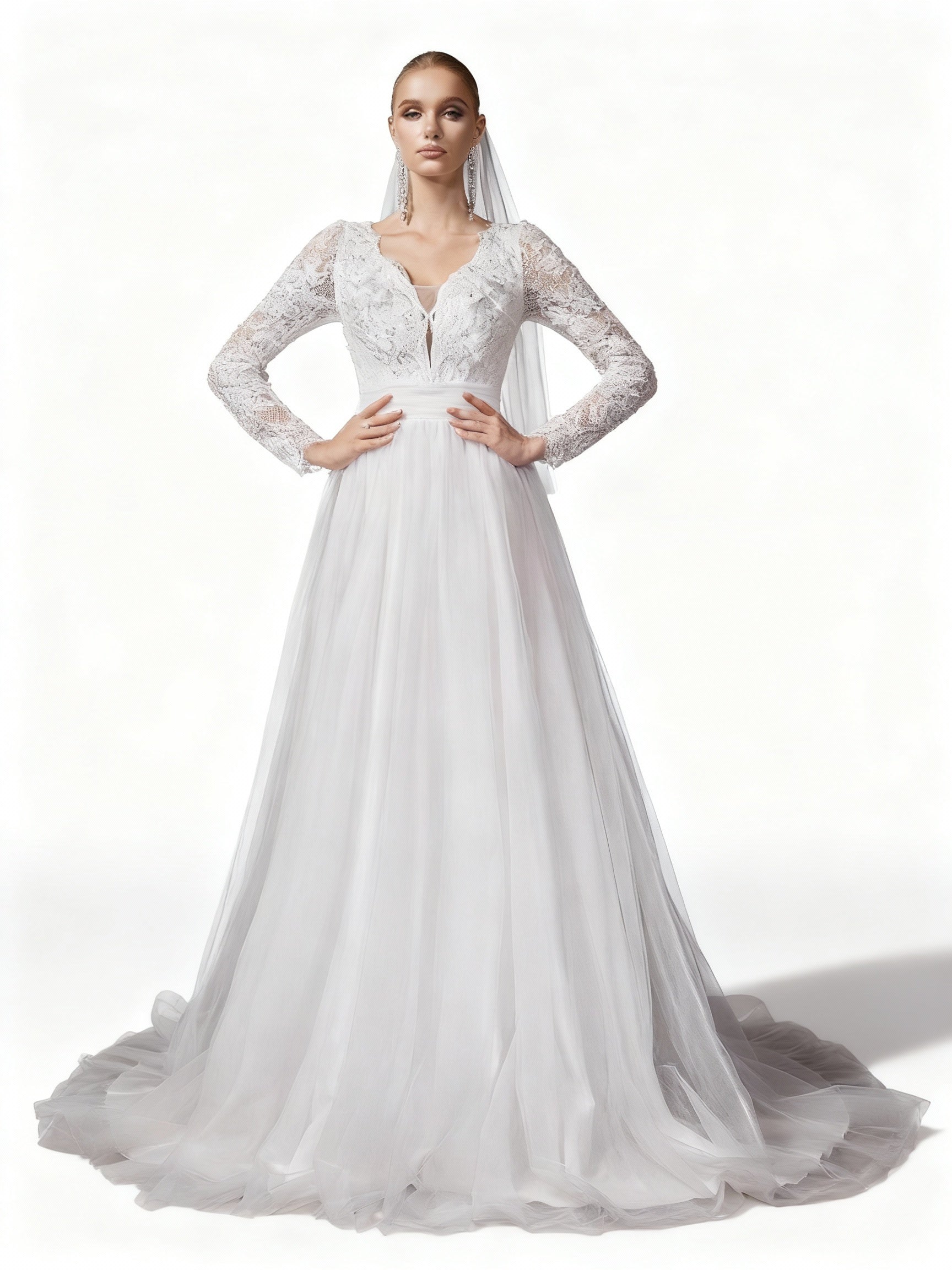 Stalluxe | Traumhaftes Spitze Mesh Brautkleid im Feenstil mit V-Ausschnitt