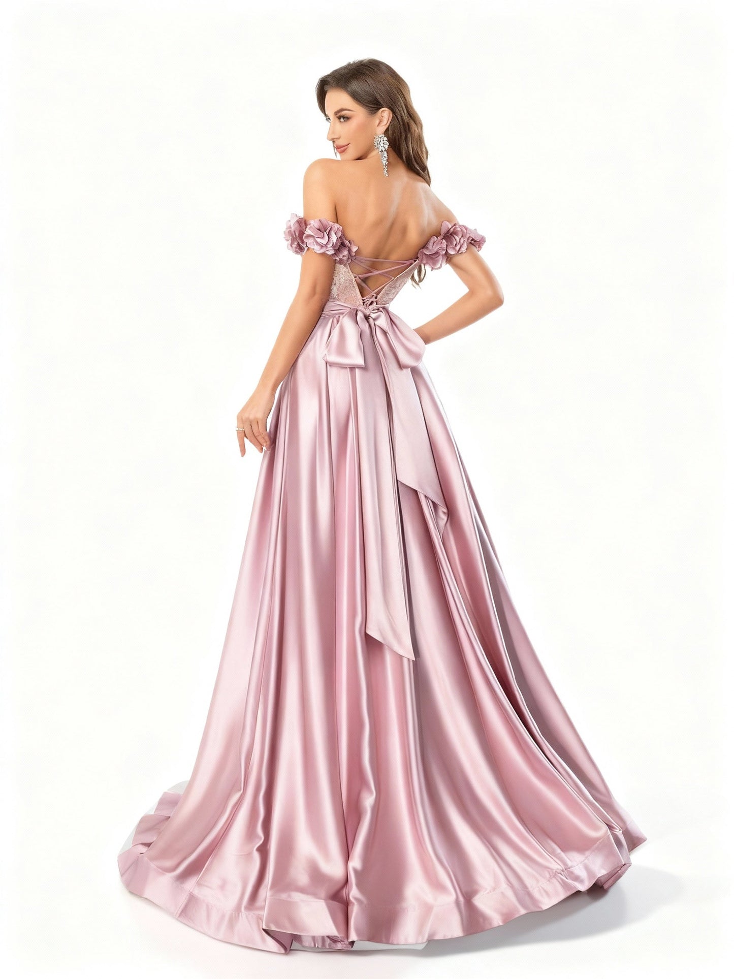 Stalluxe | Feenhaftes rosa schulterfreies Faltenkleid mit Schlitz