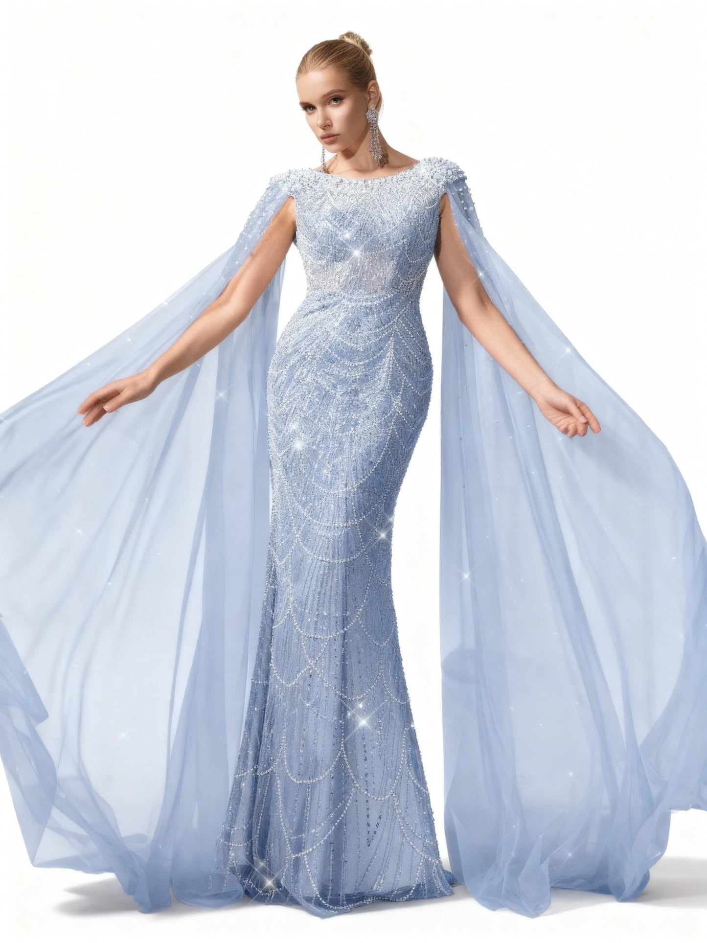 Stalluxe | Champagnerfarbenes Netzkleid mit Perlenverzierung Hellblau