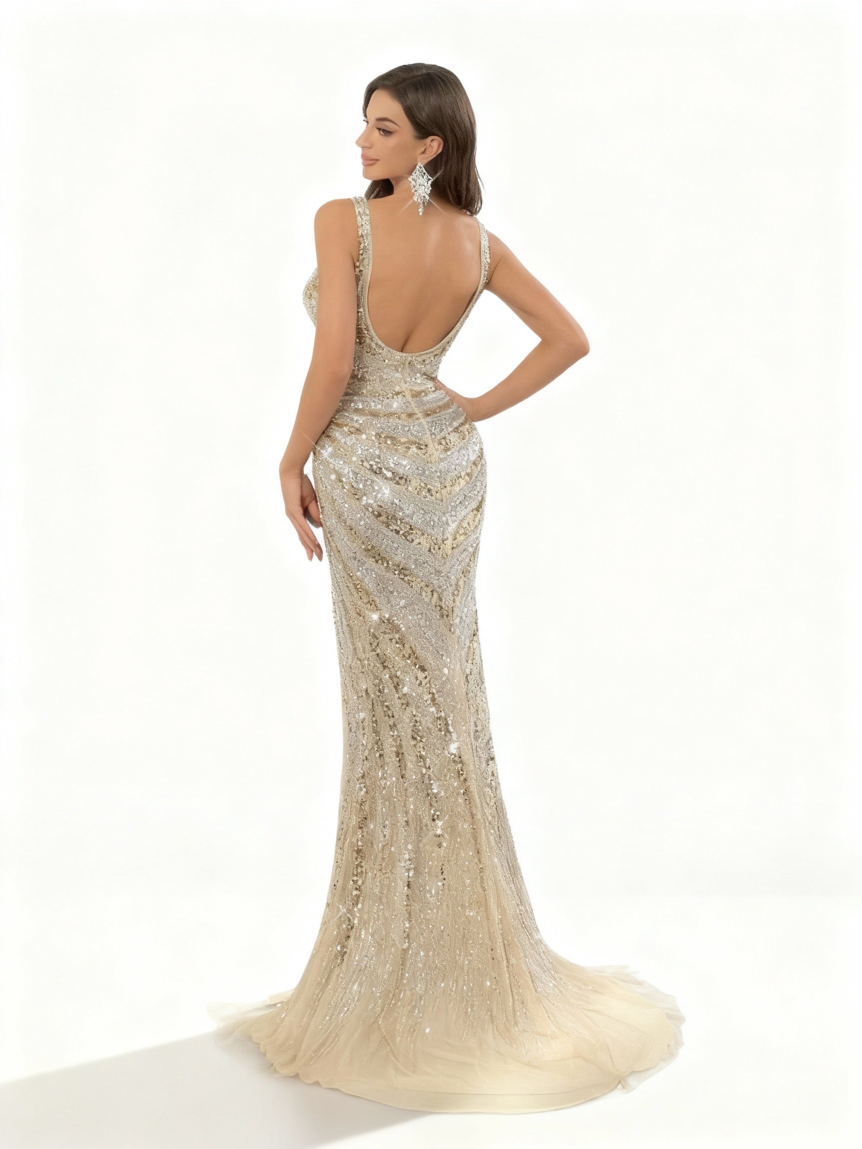 Stalluxe | Paillettenkleid mit Tiefem V-Ausschnitt und Schlitz