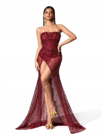 Stalluxe | Perlenbesetztes Rückenträgerloses Kleid mit Hohem Schlitz Weinrot