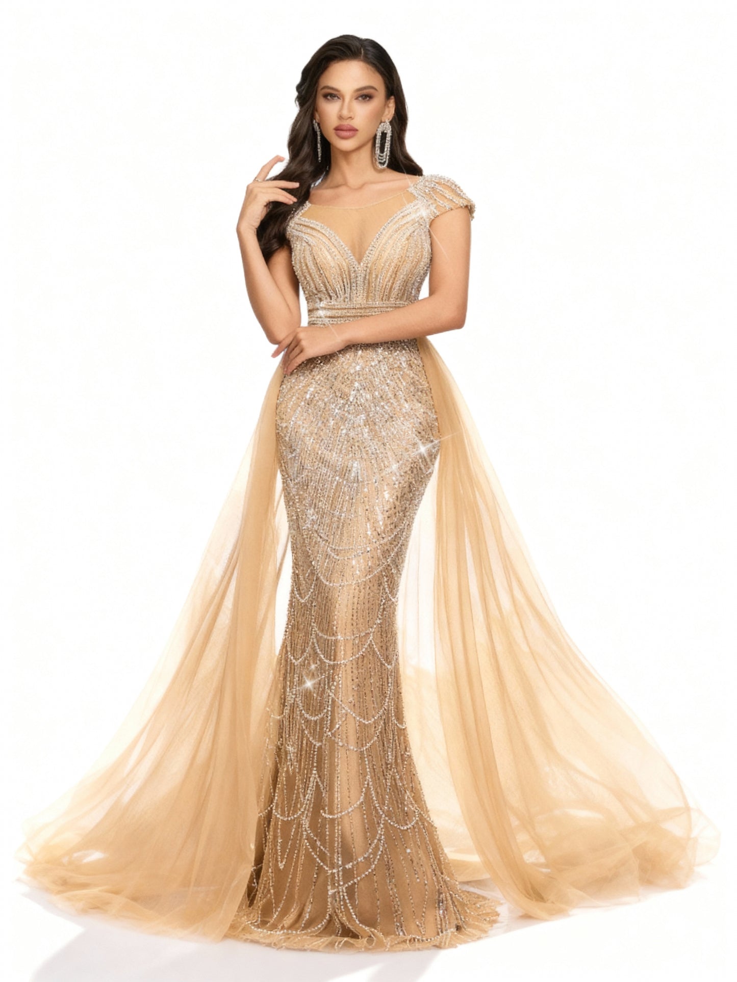 Stalluxe | Champagnerfarbenes Paillettenkleid mit Rundhalsausschnitt