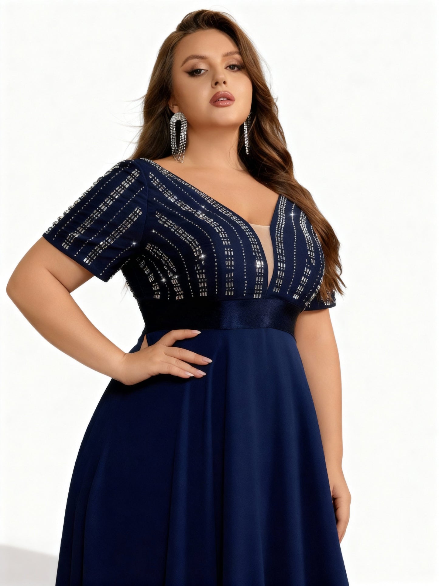 Stalluxe | Langkleid in Großen Größen mit Strass und Perlen