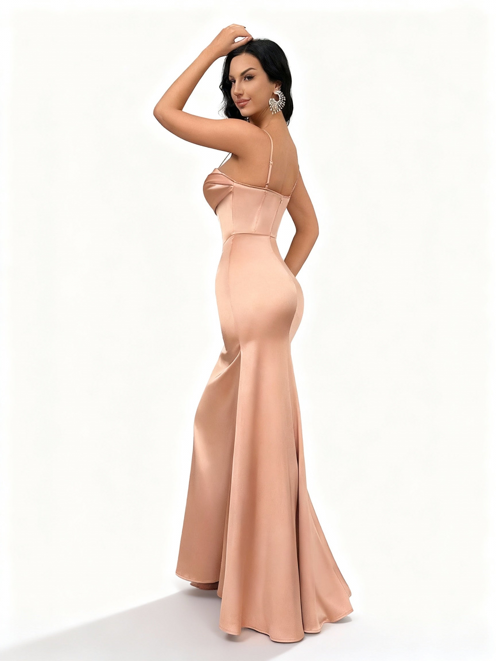 Stalluxe | Satinkleid mit Spaghettiträgern und Halterneck