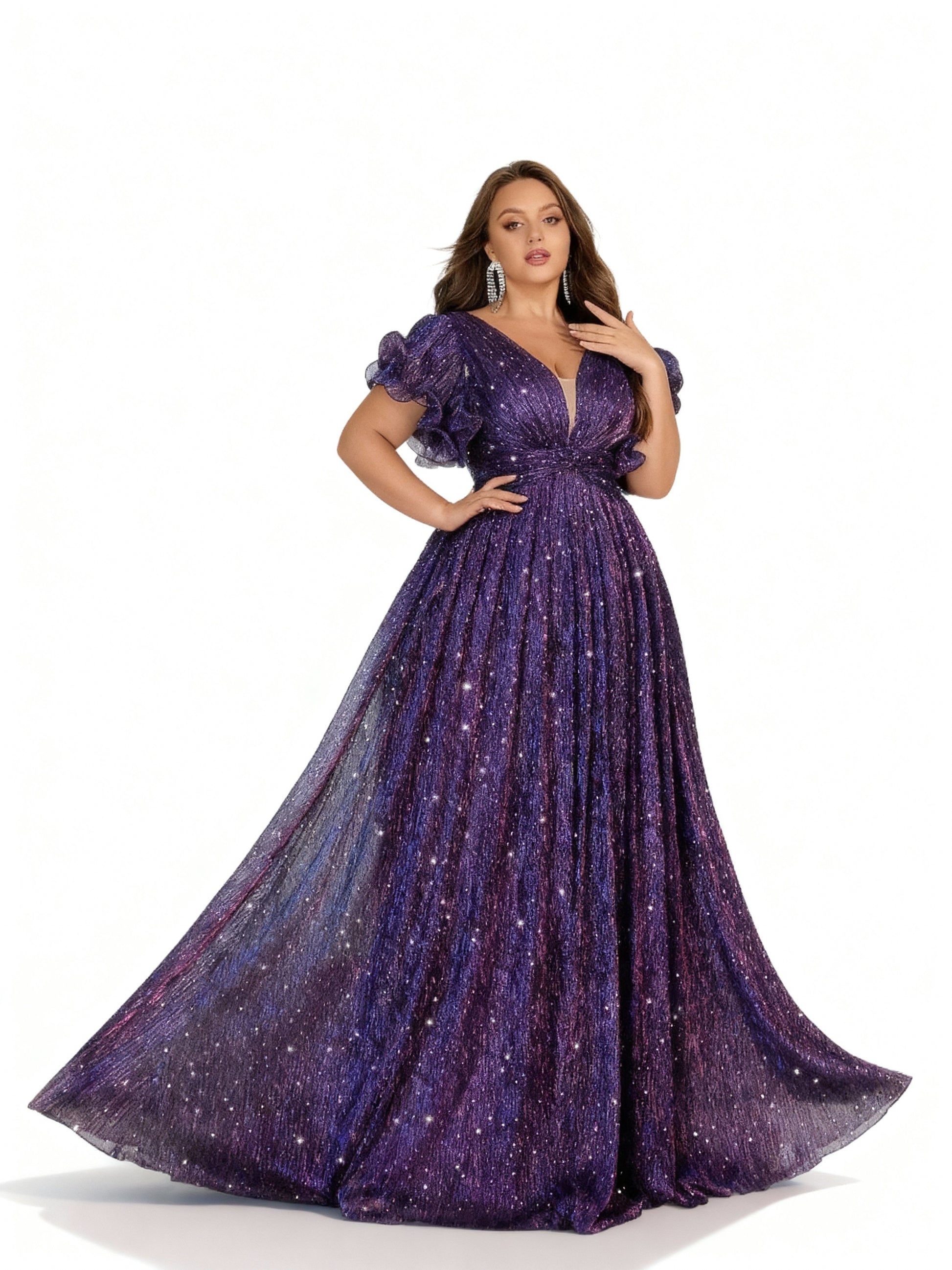 Stalluxe | Abendkleid in Lila mit Falten, Rüschen und kurzen Ärmeln in Übergröße Lila