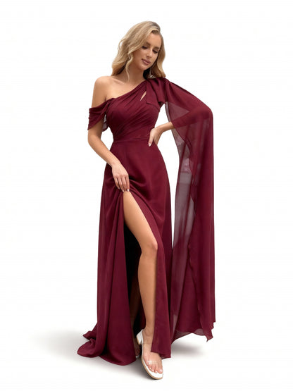 Stalluxe | Chiffonkleid mit Schlitz und Flügelärmeln