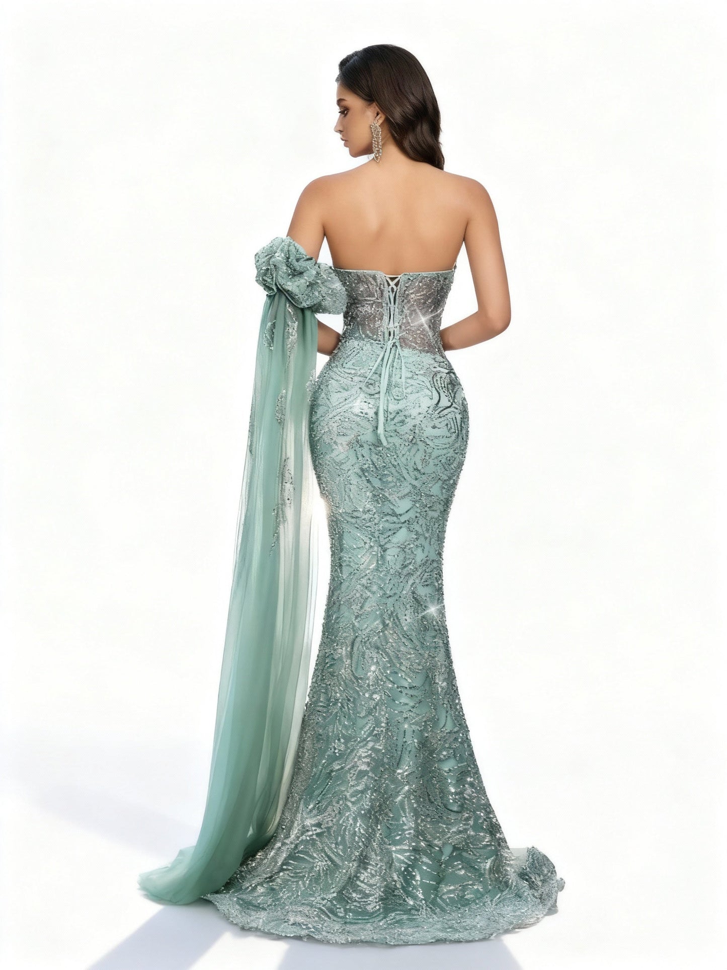 Stalluxe | Trägerloses Paillettenkleid mit Spitzen-Details