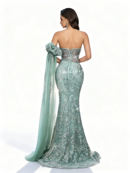 Stalluxe | Trägerloses Paillettenkleid mit Spitzen-Details