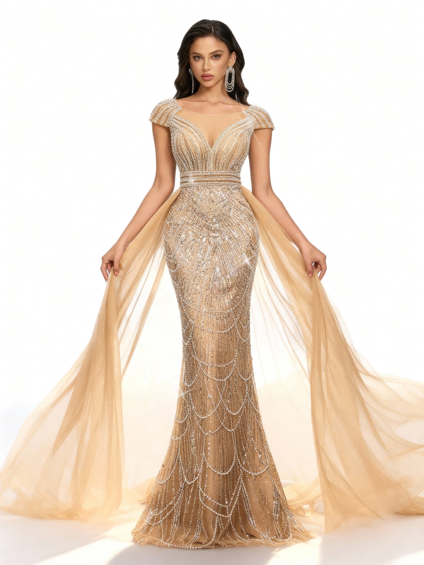 Stalluxe | Champagnerfarbenes Paillettenkleid mit Rundhalsausschnitt